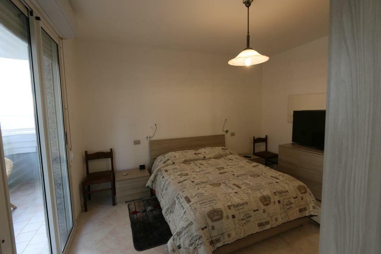 Apartamento Fronte Mare Apartment อาลเกโร ภายนอก รูปภาพ